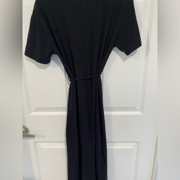 C&C California Classic Black T-Shirt Dress w/tie belt Size medium - Picture 5 of 10